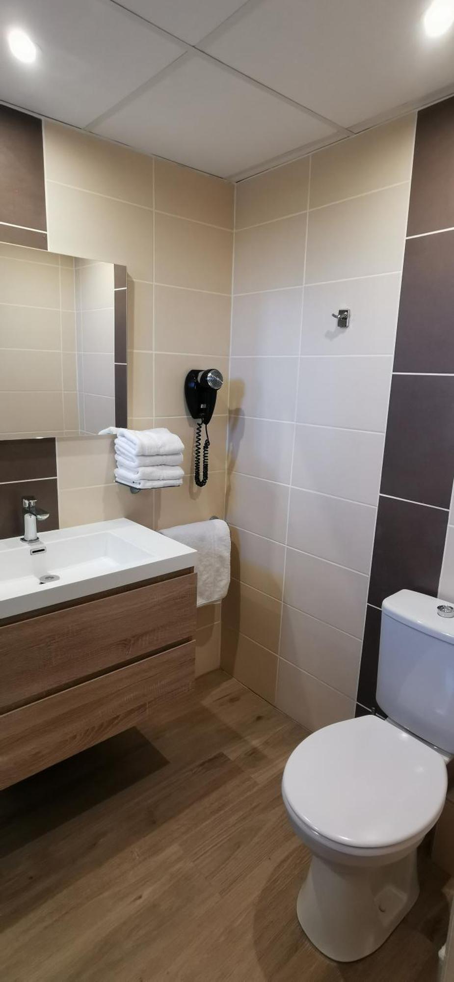 Hotel Le Valaurie Saint-Nazaire  Dış mekan fotoğraf