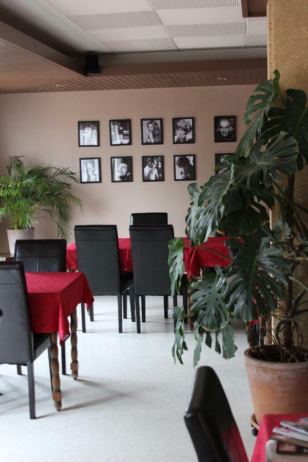 Hotel Le Valaurie Saint-Nazaire  Dış mekan fotoğraf